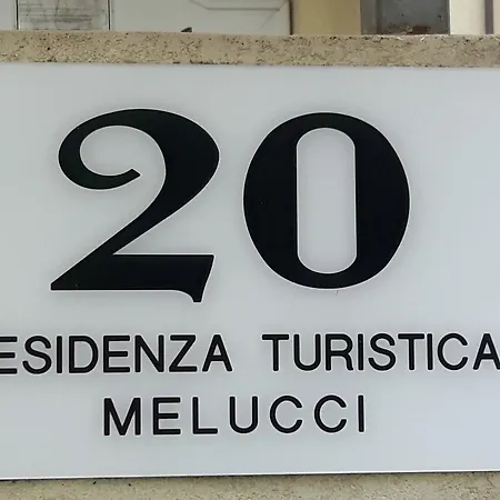 Residenza Melucci リミニ