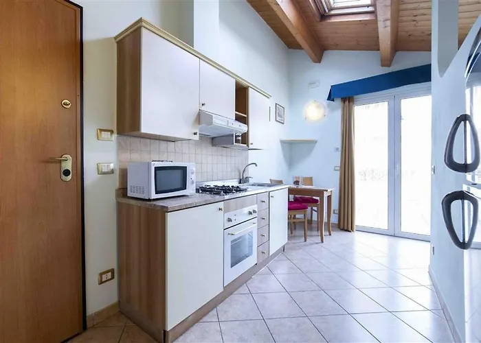 Residenza Melucci 公寓式酒店 3*