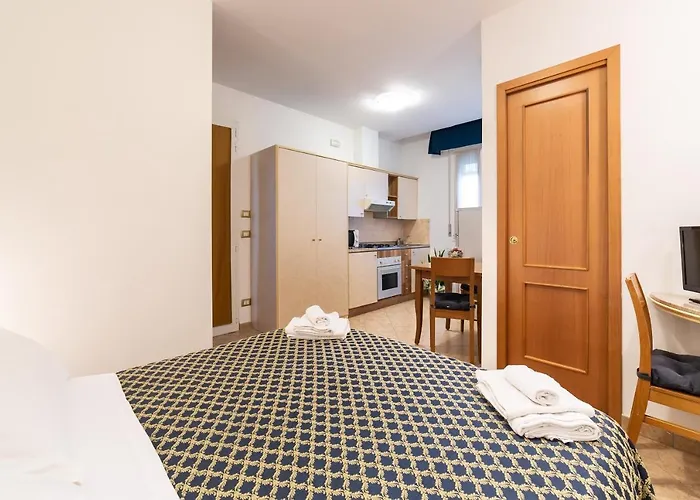 Апарт-отель Residenza Melucci Римини