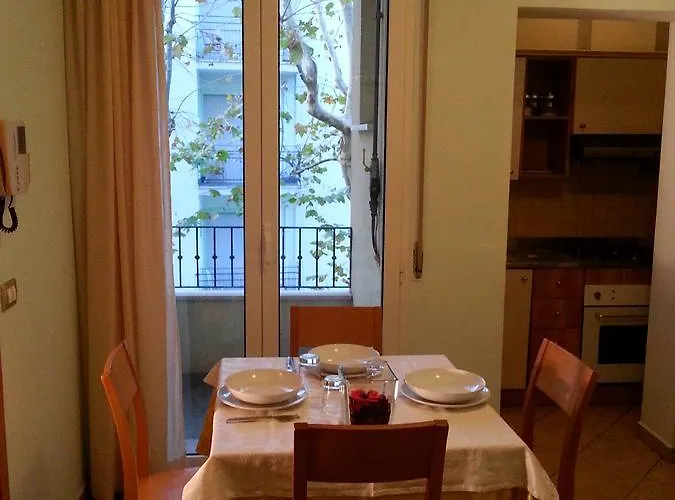 شقة فندقية Residenza Melucci ريميني