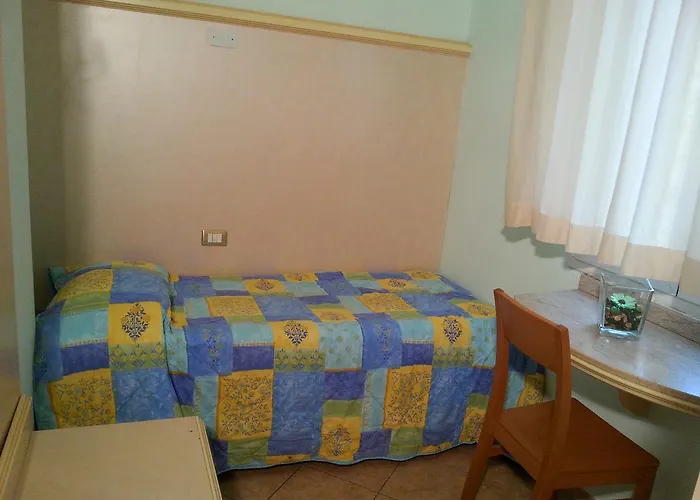 Residenza Melucci 3* 里米尼